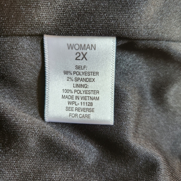 WESTPORT SIZE 2X asymmetrical zip front, fully lined. Like new condition moto - Picture 8 of 9